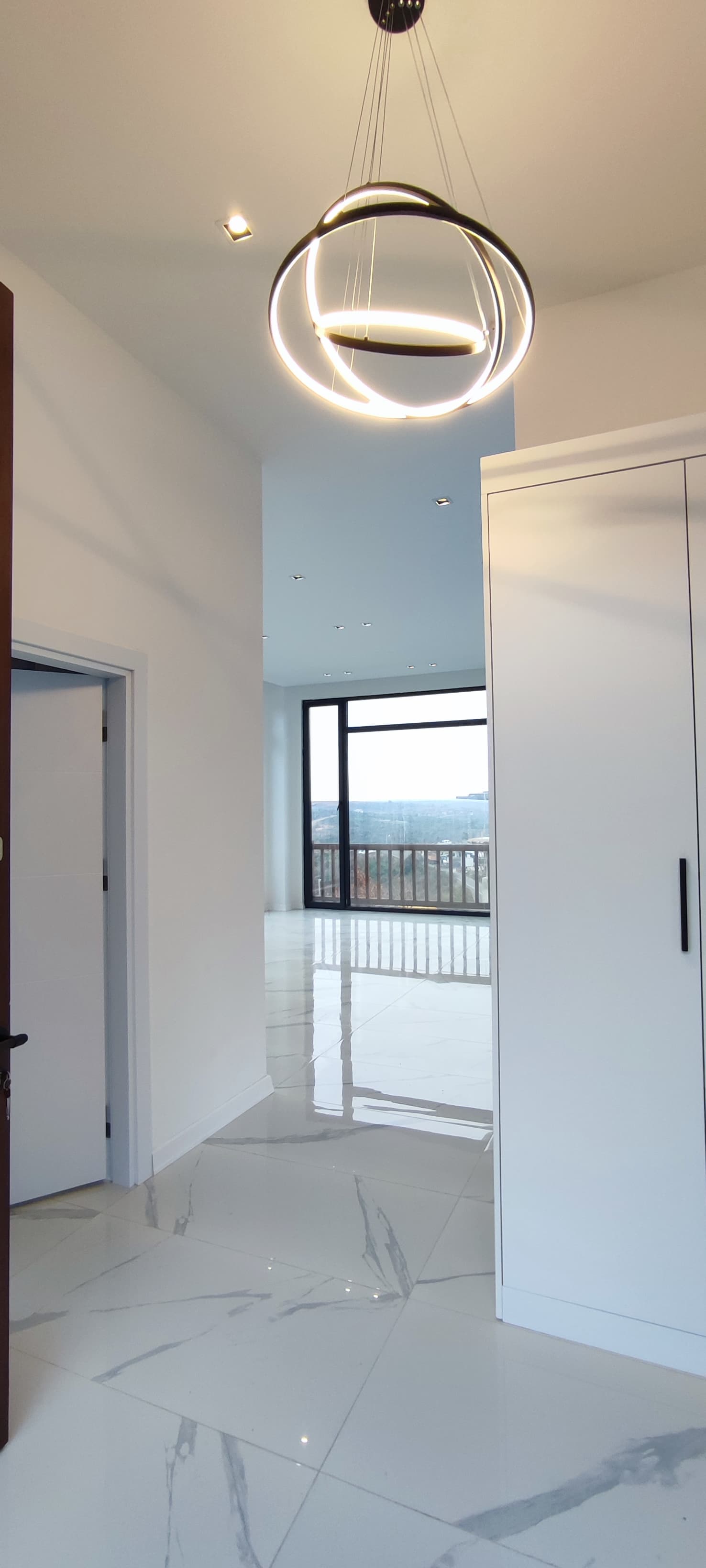 Riva 918 - Minimal Tasarım İlkeleri